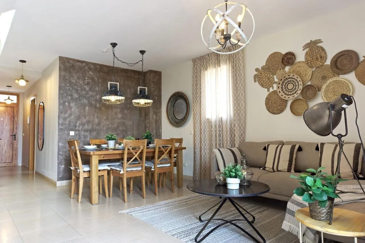 Altos Del Roque - Stylish And Comfortable House 阿德耶